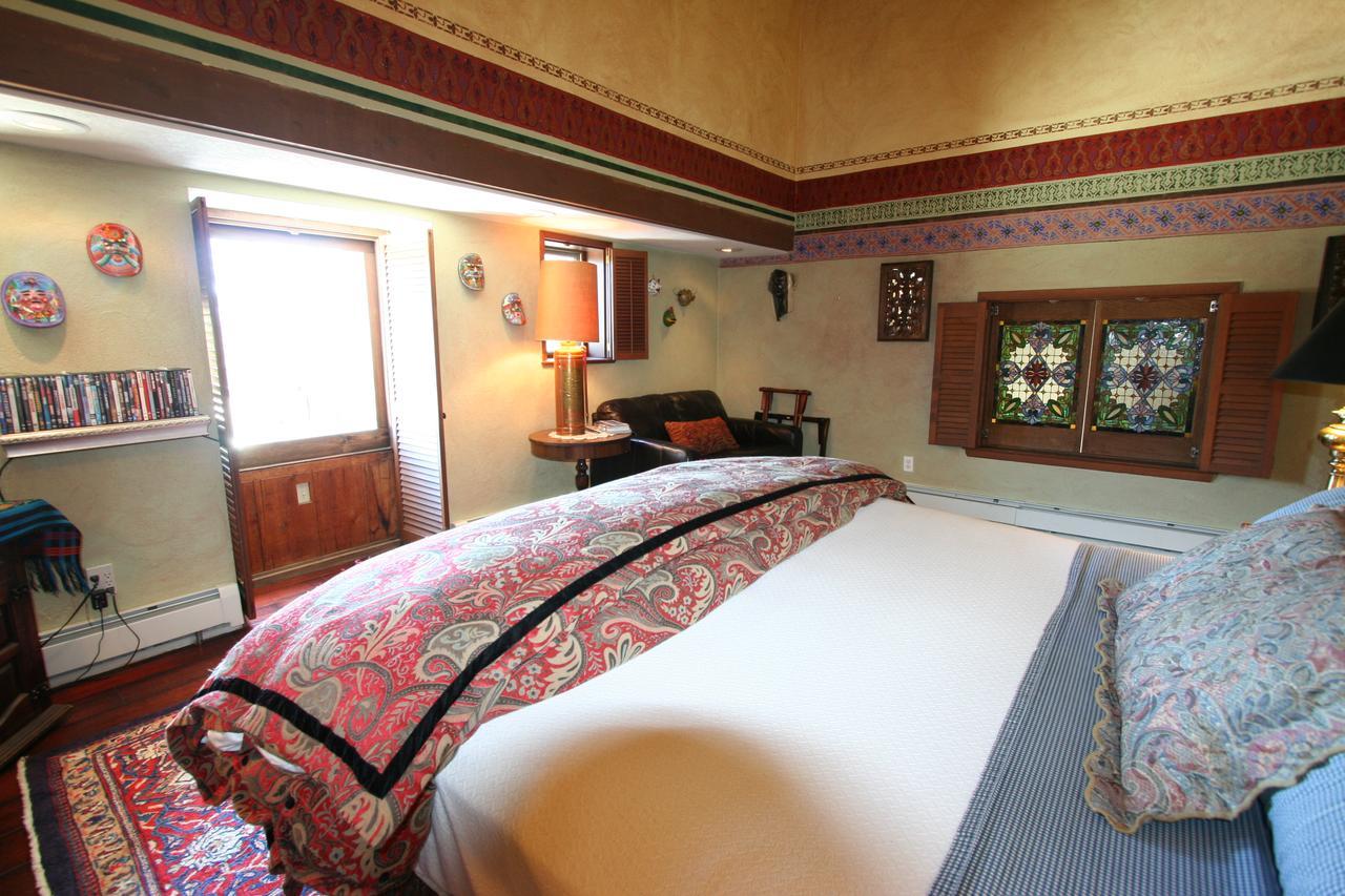 Alpenhof Bed & Breakfast Media Екстериор снимка