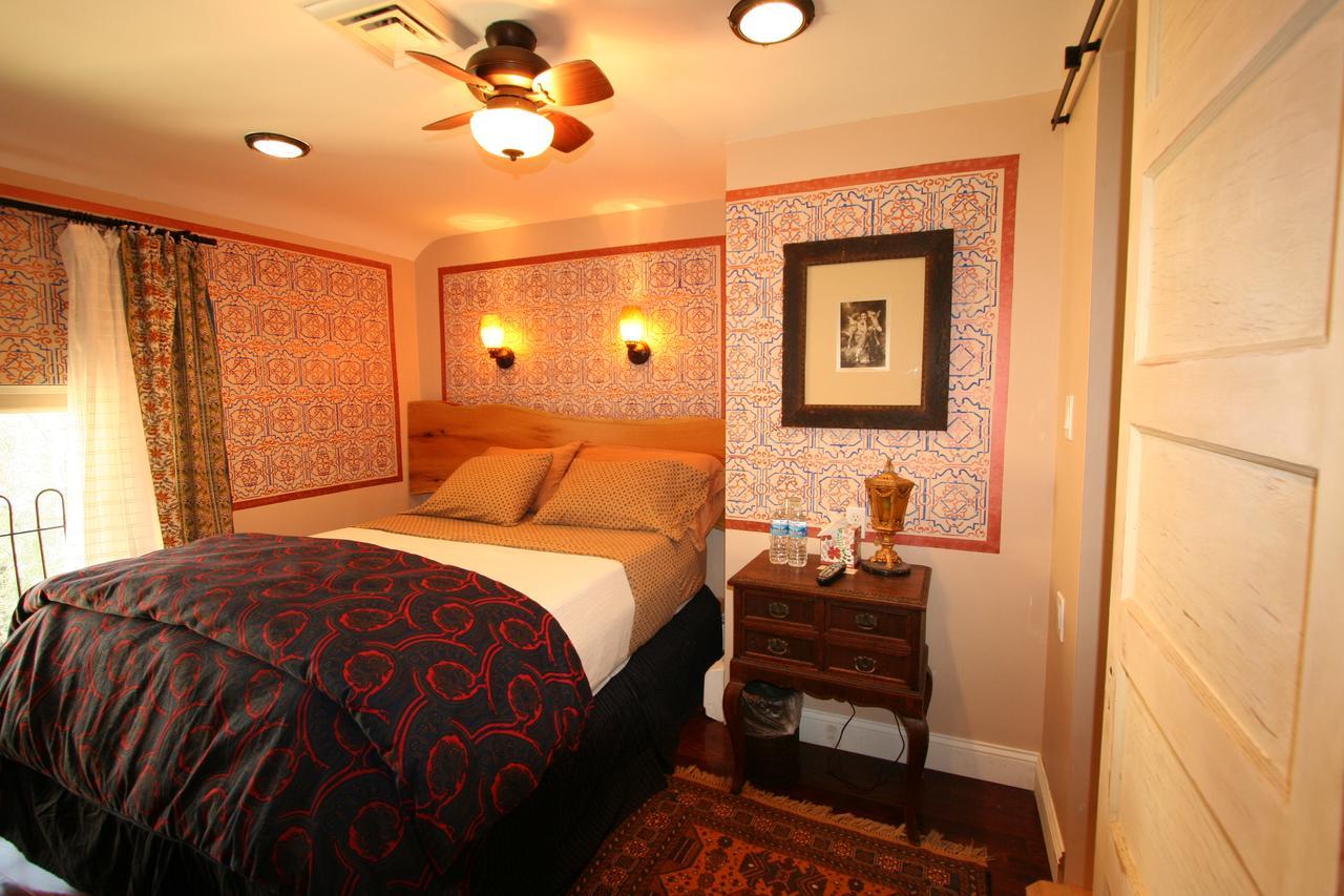 Alpenhof Bed & Breakfast Media Екстериор снимка