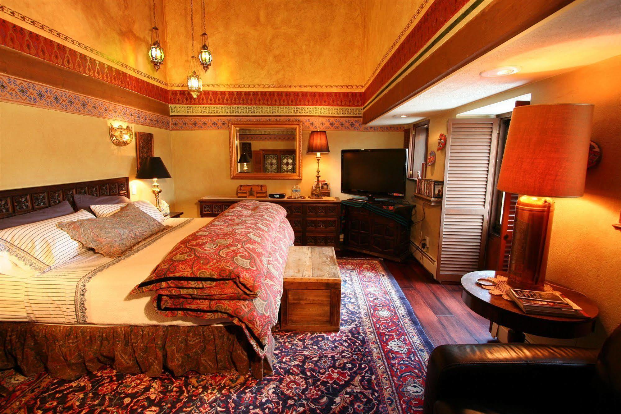 Alpenhof Bed & Breakfast Media Екстериор снимка